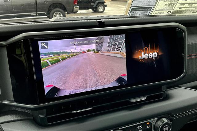 new 2025 Jeep Gladiator car, priced at $48,984