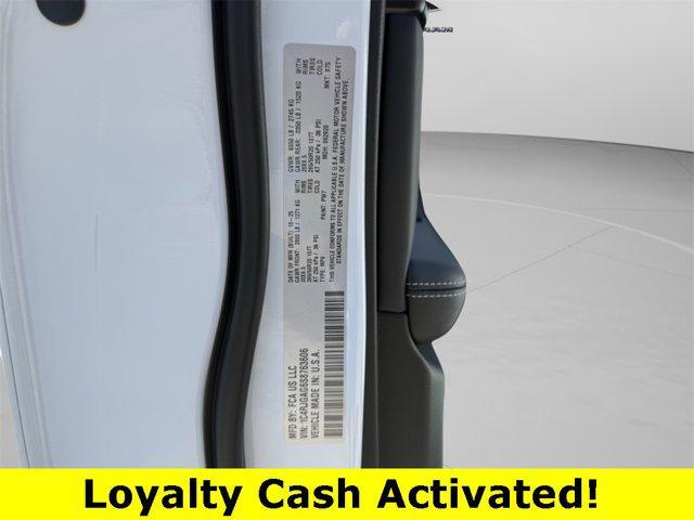 new 2025 Jeep Grand Cherokee car, priced at $38,443