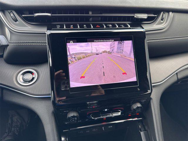 new 2025 Jeep Grand Cherokee car, priced at $35,502