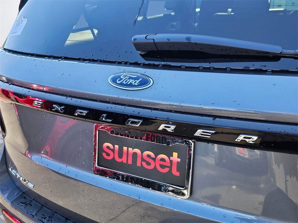 new 2025 Ford Explorer car, priced at $51,495