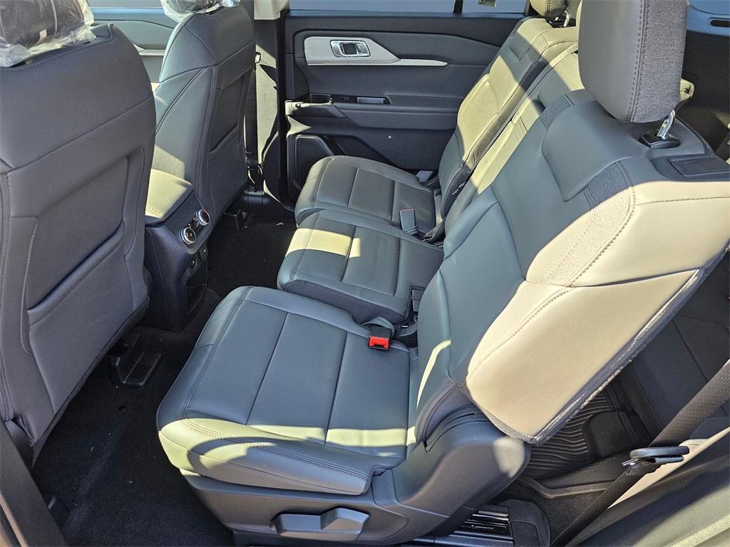new 2025 Ford Explorer car, priced at $51,495