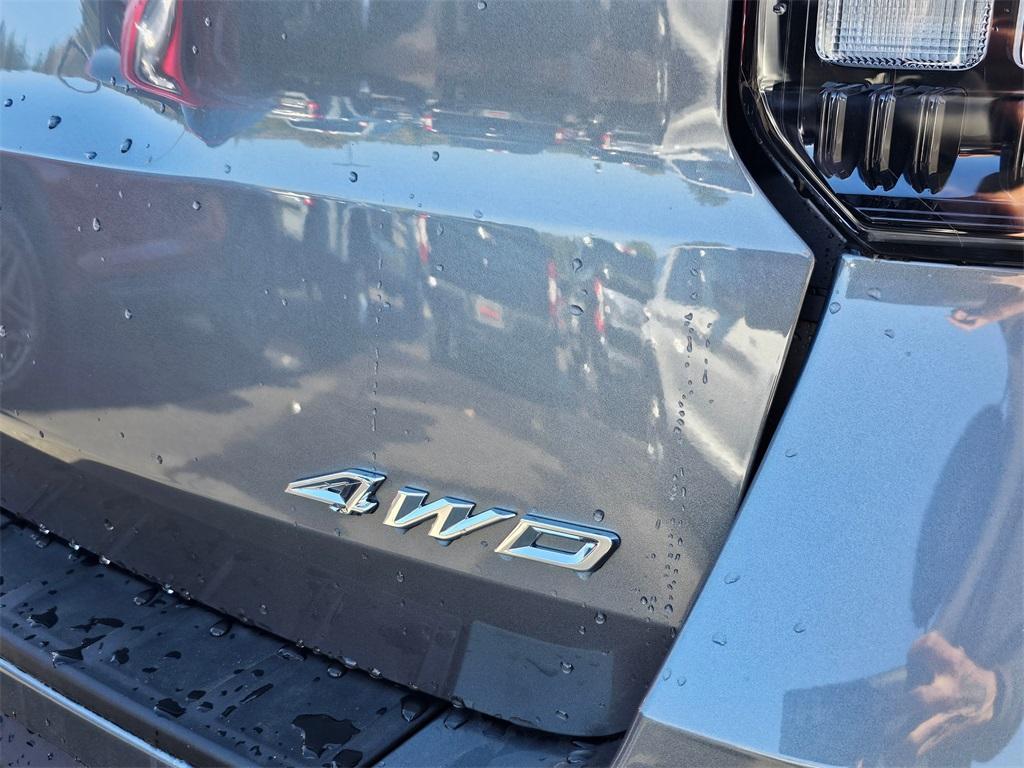 new 2025 Ford Explorer car, priced at $51,495