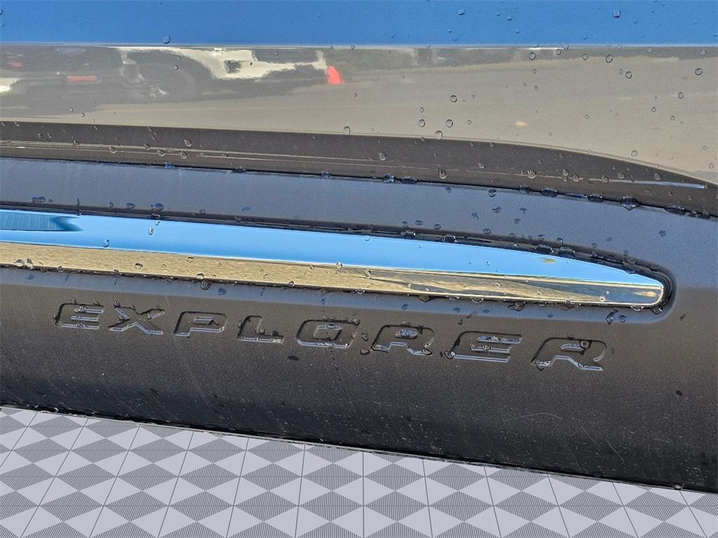 new 2025 Ford Explorer car, priced at $51,495