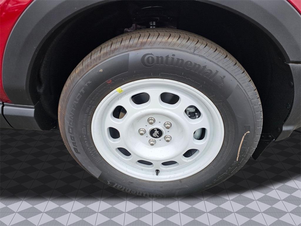 new 2025 Ford Bronco Sport car, priced at $39,175