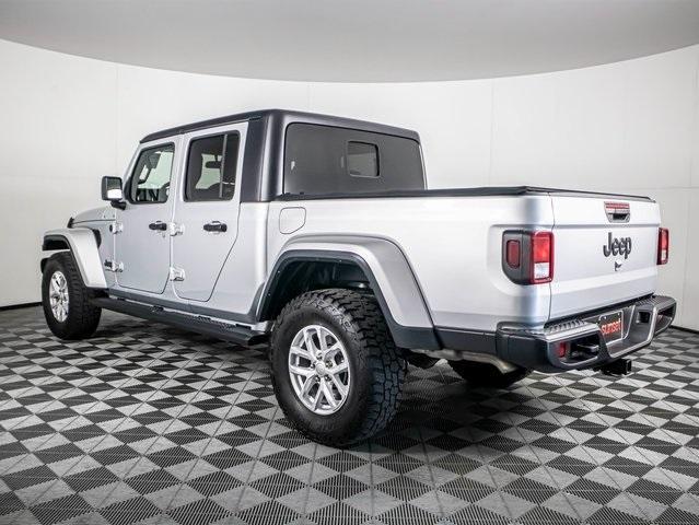 used 2023 Jeep Gladiator car