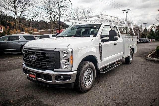 new 2023 Ford F-350 car