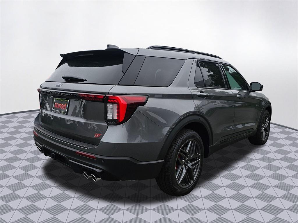 new 2025 Ford Explorer car, priced at $62,115