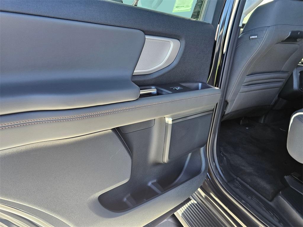 new 2025 Ford Expedition car, priced at $67,390