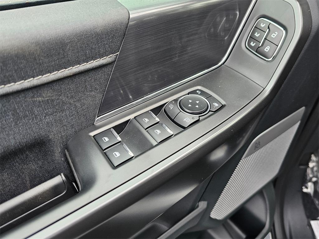 new 2025 Ford F-150 car, priced at $68,400