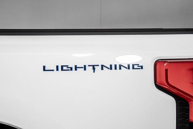 new 2024 Ford F-150 Lightning car