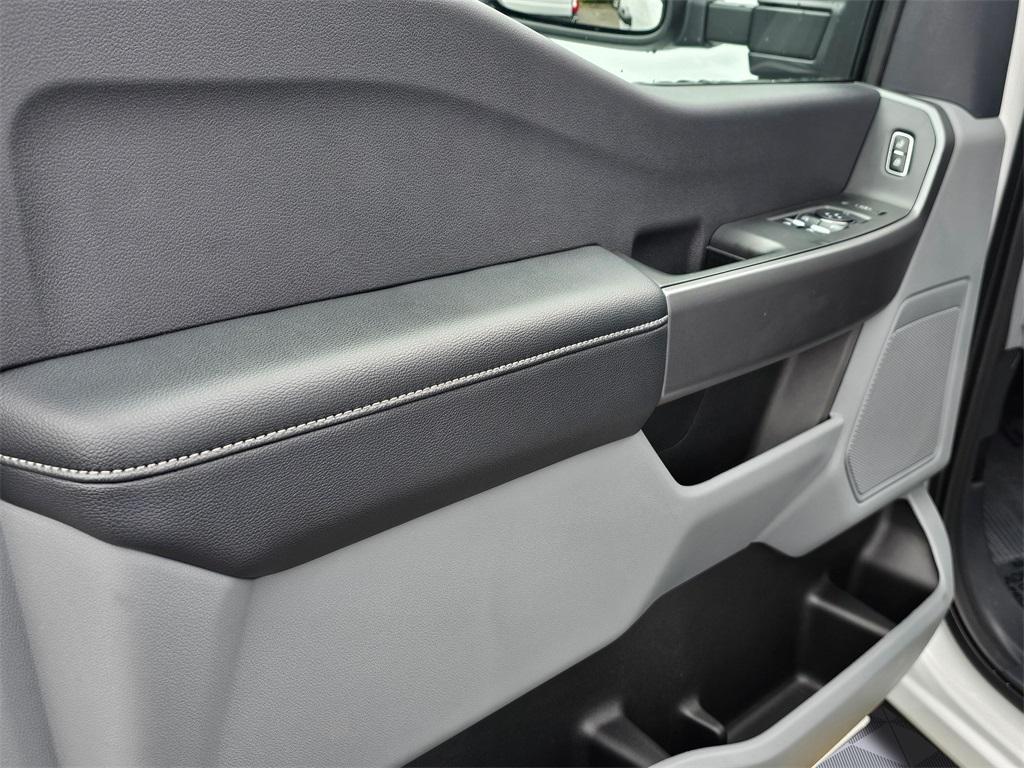 new 2025 Ford F-450 car, priced at $77,005