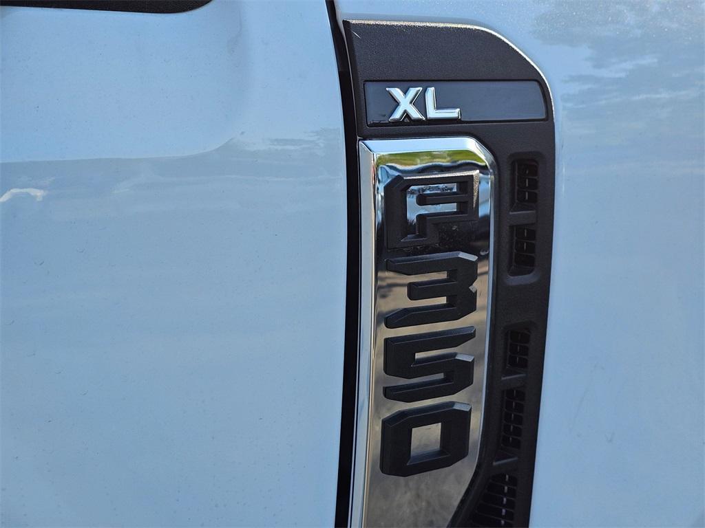 new 2025 Ford F-350 car, priced at $67,055