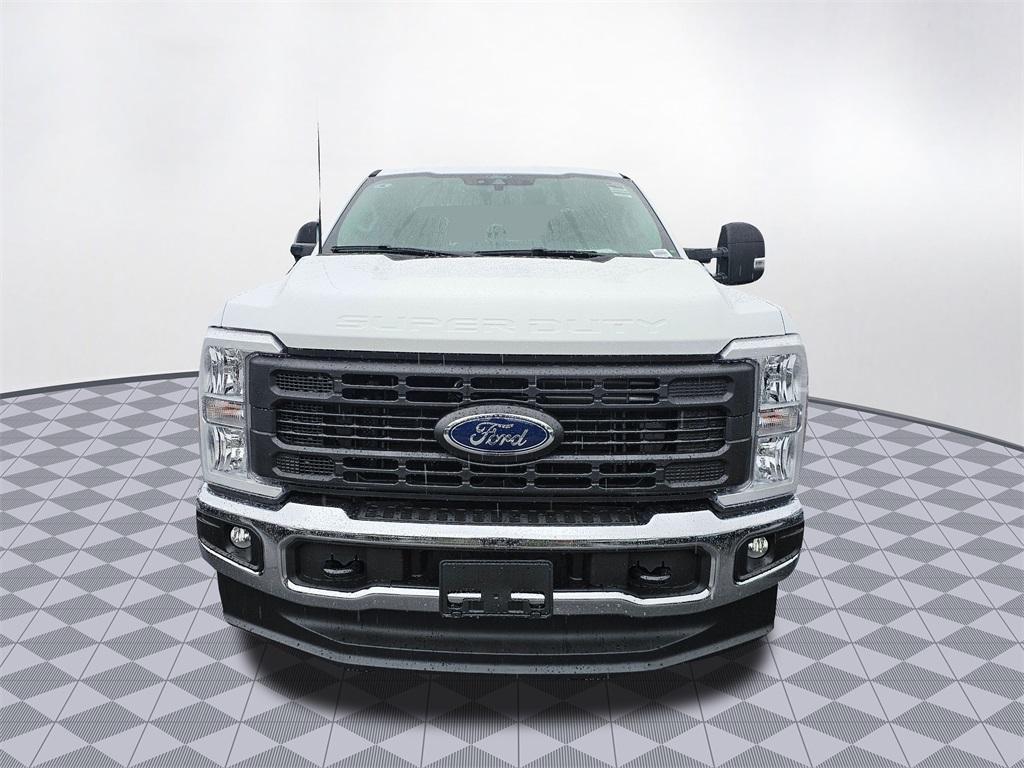 new 2025 Ford F-350 car, priced at $57,200