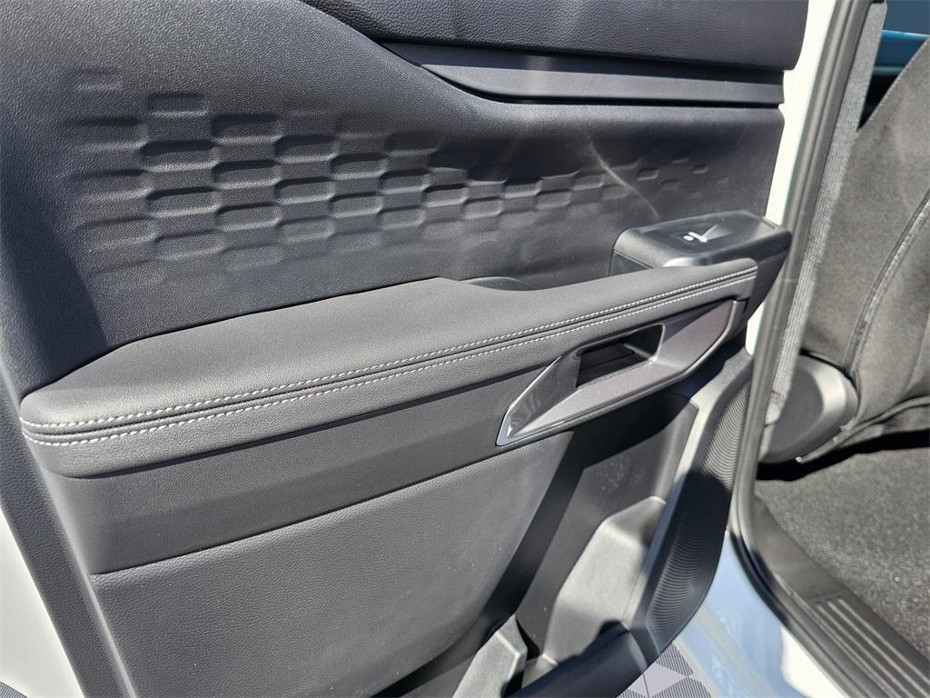 new 2025 Ford Ranger car, priced at $43,160