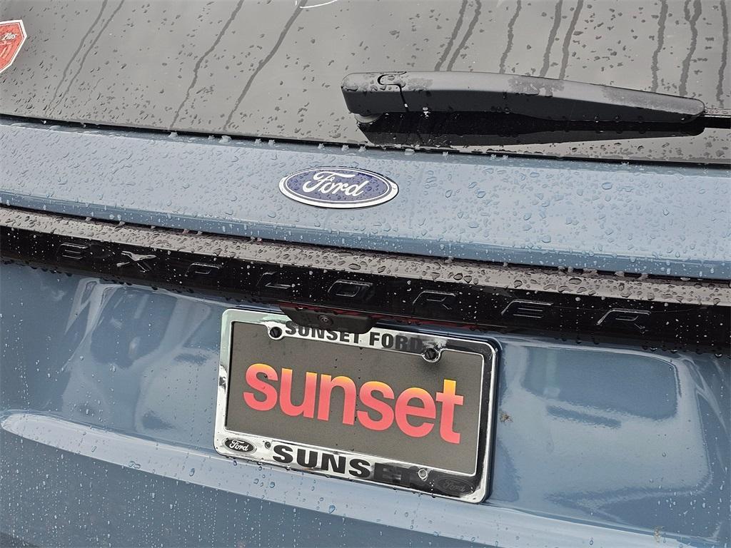 new 2025 Ford Explorer car, priced at $54,235