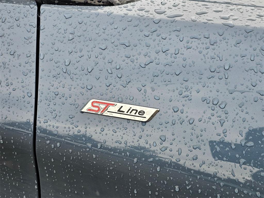 new 2025 Ford Explorer car, priced at $54,235