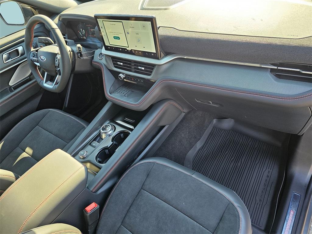 new 2025 Ford Explorer car, priced at $62,735