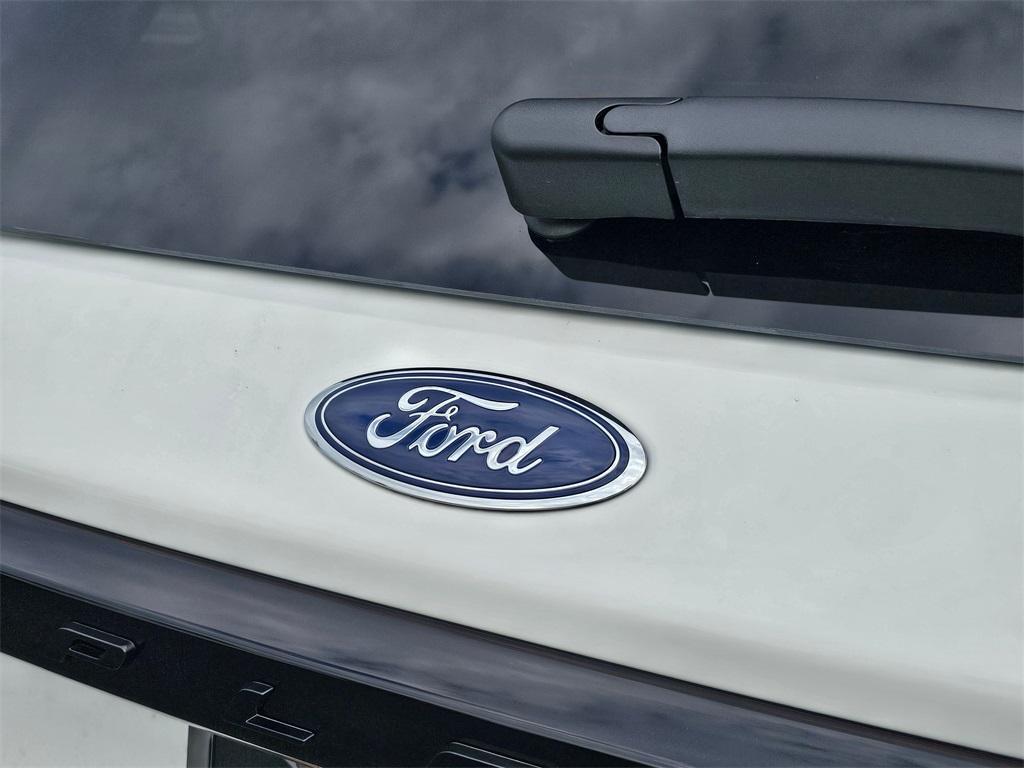 new 2025 Ford Explorer car, priced at $53,930