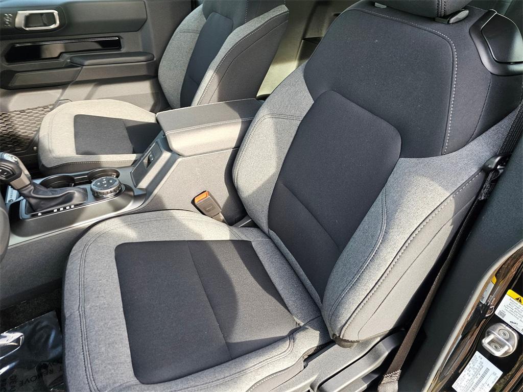 new 2025 Ford Bronco car, priced at $51,660