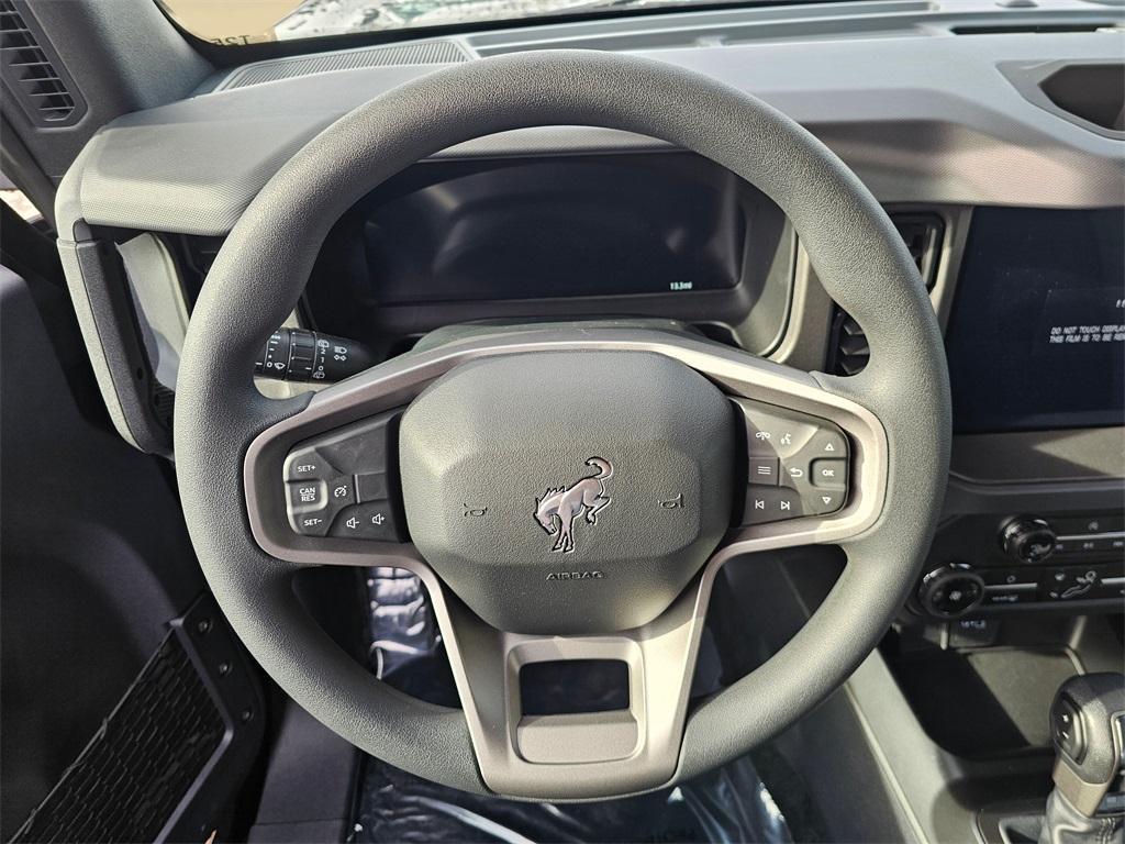 new 2025 Ford Bronco car, priced at $51,660