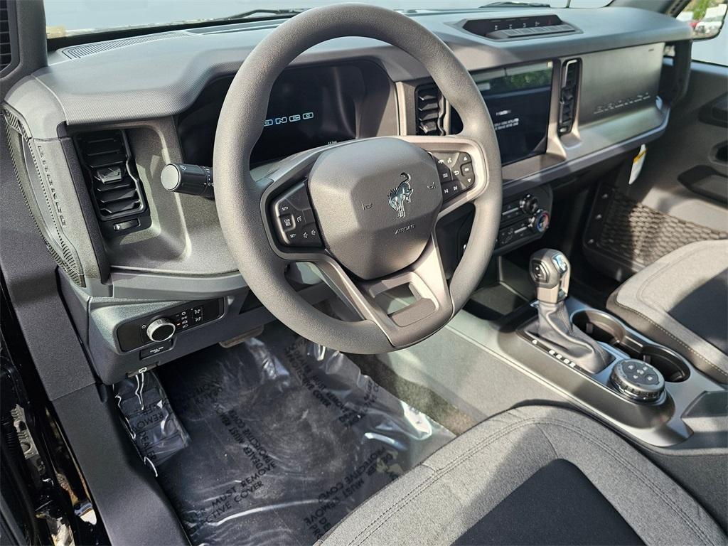 new 2025 Ford Bronco car, priced at $51,660