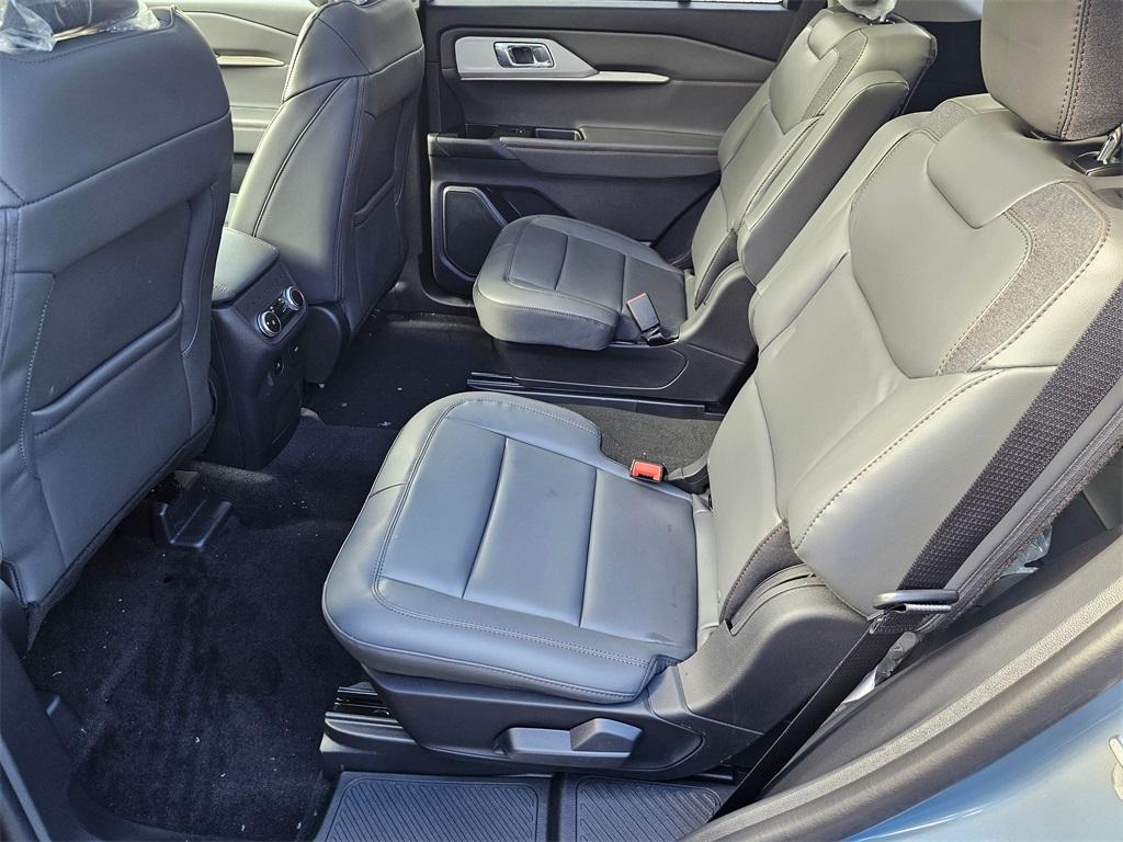 new 2025 Ford Explorer car, priced at $51,305