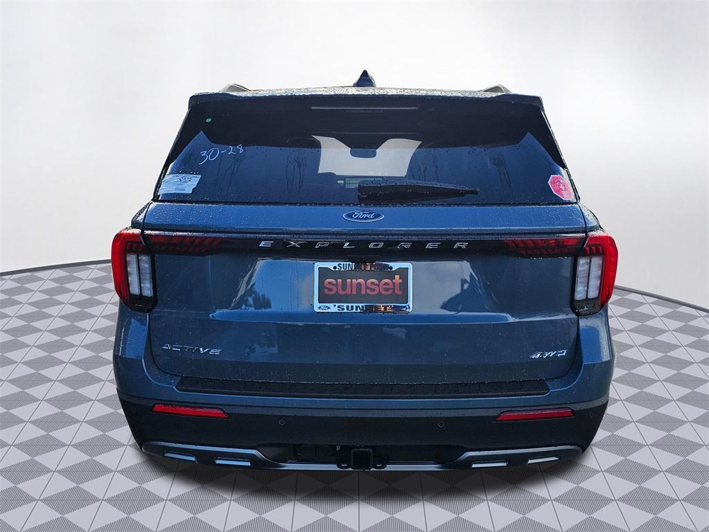 new 2025 Ford Explorer car, priced at $51,305