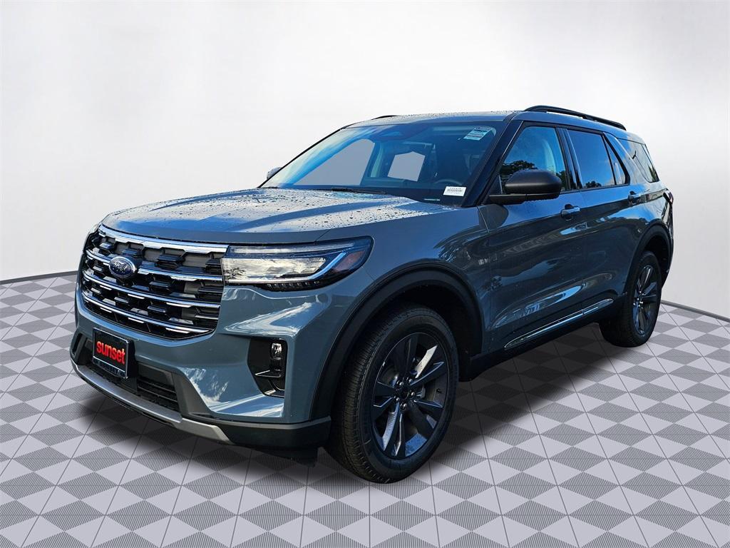 new 2025 Ford Explorer car, priced at $51,305