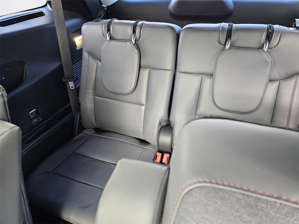 new 2025 Ford Explorer car, priced at $51,305