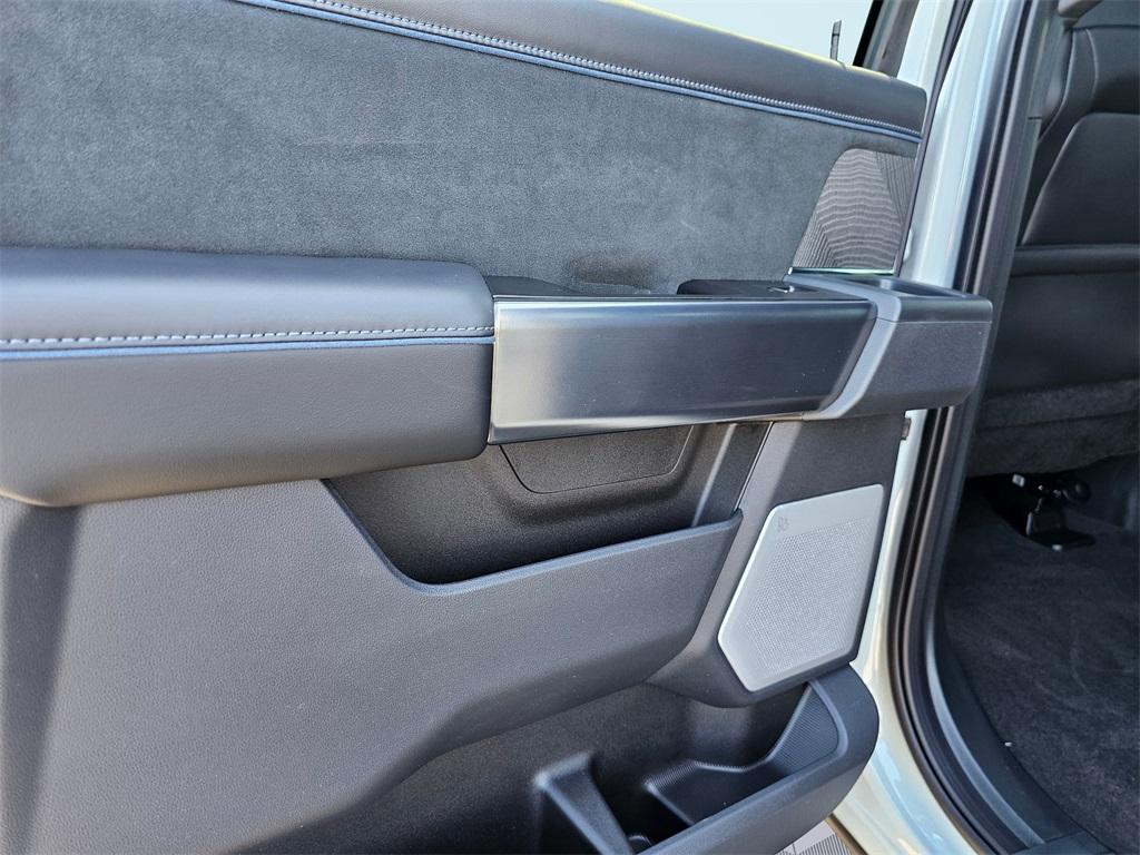 new 2025 Ford F-350 car, priced at $98,075