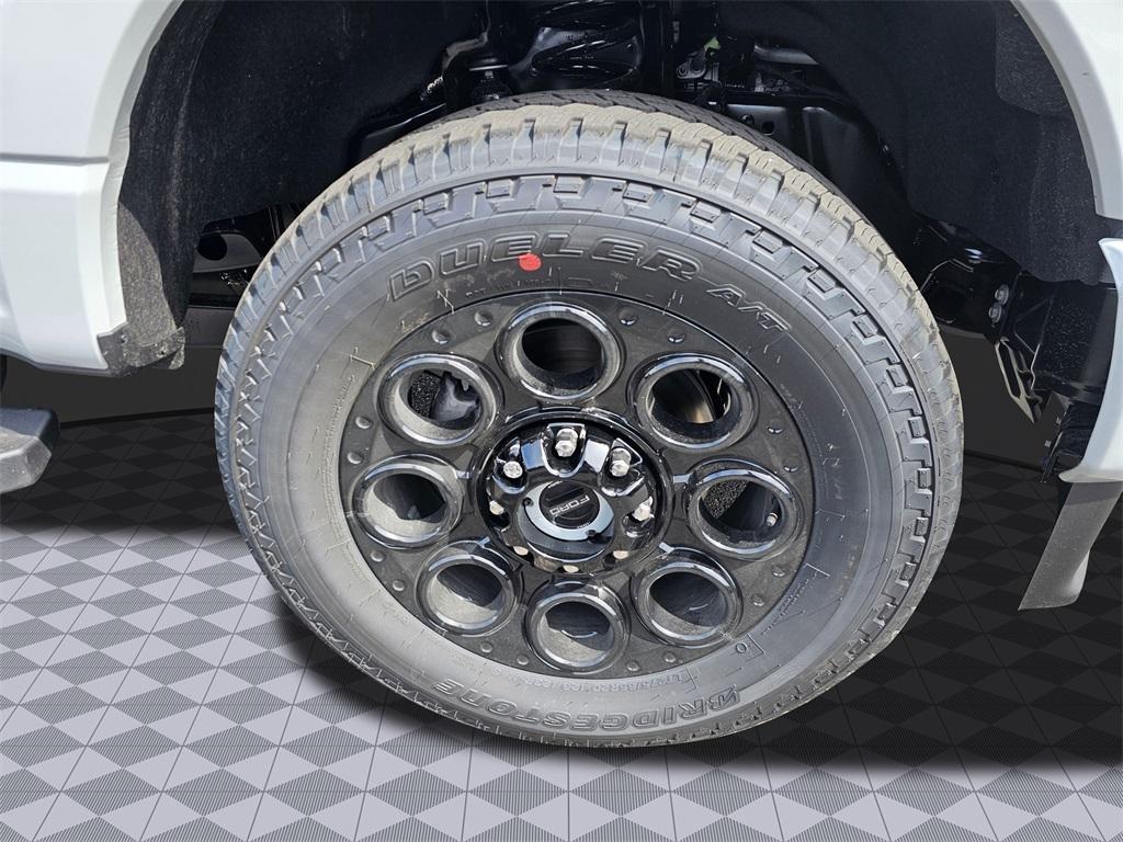 new 2025 Ford F-250 car, priced at $92,315
