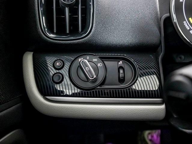used 2023 MINI SE Countryman car