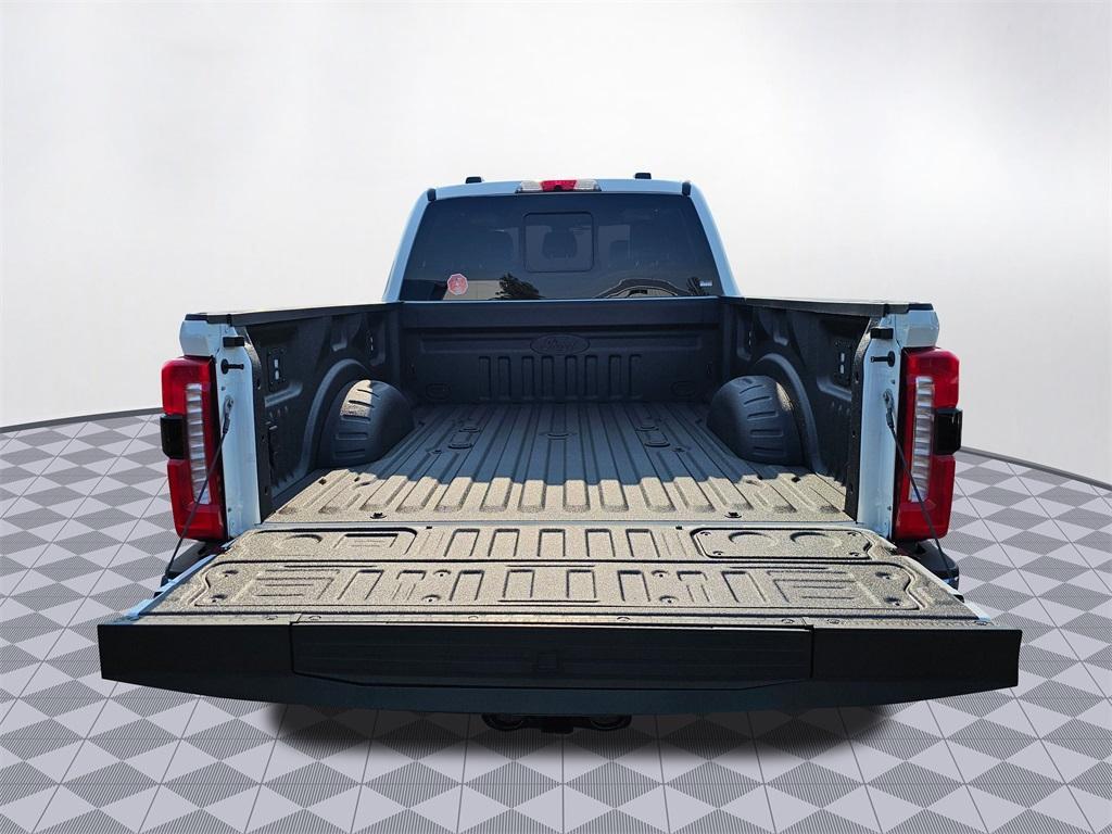 new 2025 Ford F-250 car, priced at $91,325
