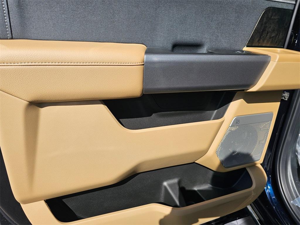 new 2025 Ford F-250 car, priced at $87,500