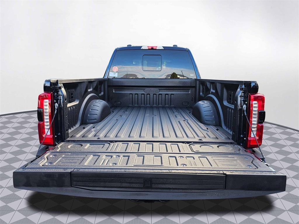new 2025 Ford F-350 car, priced at $89,555