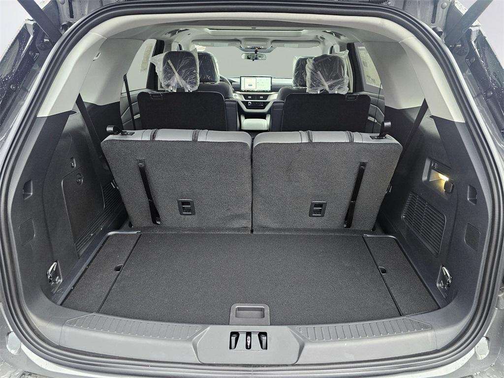 new 2025 Ford Explorer car, priced at $51,010