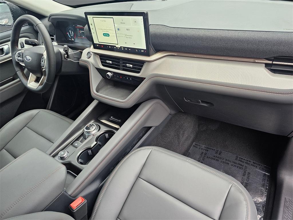 new 2025 Ford Explorer car, priced at $51,010