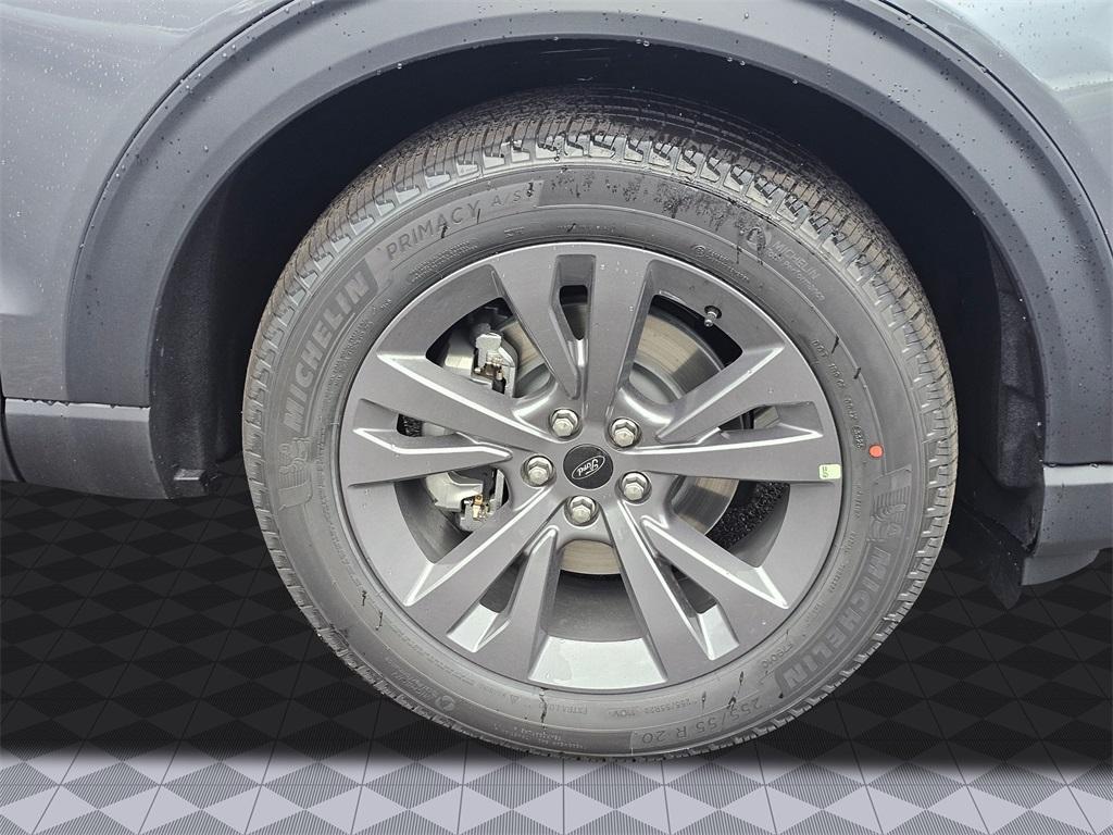 new 2025 Ford Explorer car, priced at $51,010