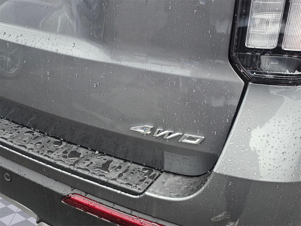 new 2025 Ford Explorer car, priced at $51,010