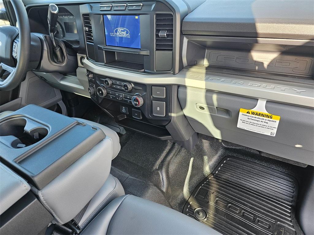 new 2024 Ford F-250 car, priced at $67,340