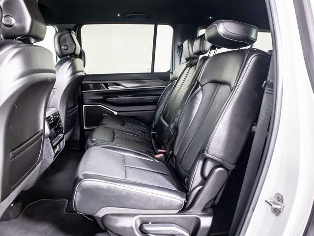 used 2024 Jeep Wagoneer L car