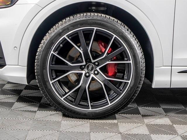 used 2023 Audi Q8 car