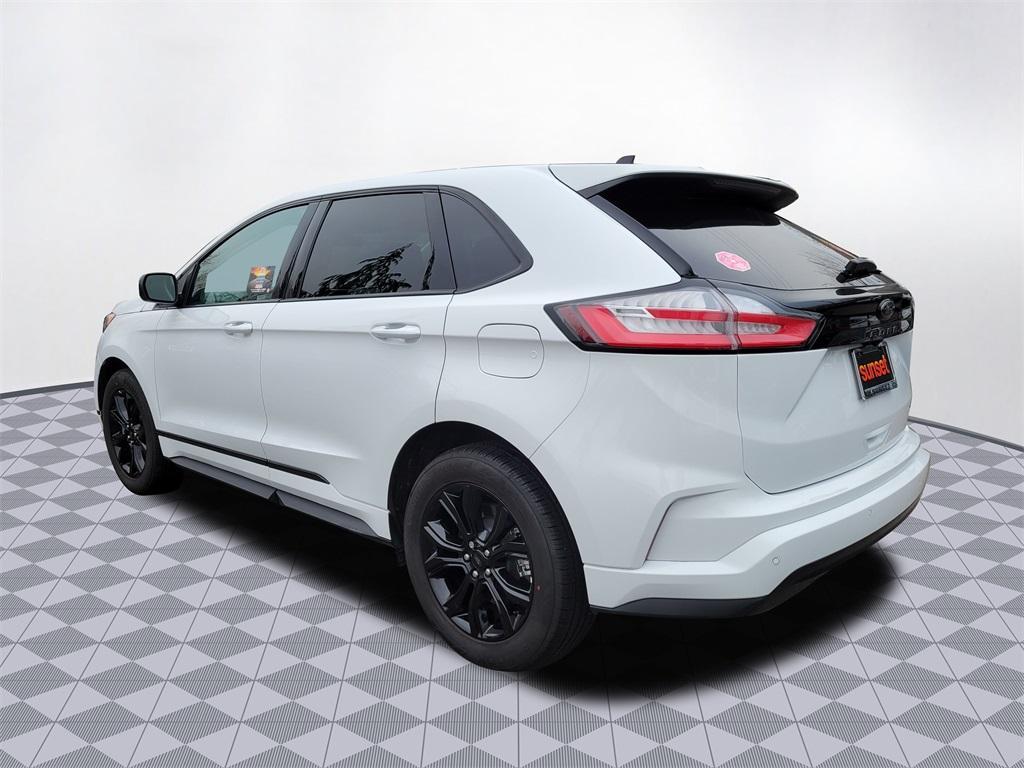 new 2024 Ford Edge car, priced at $41,385