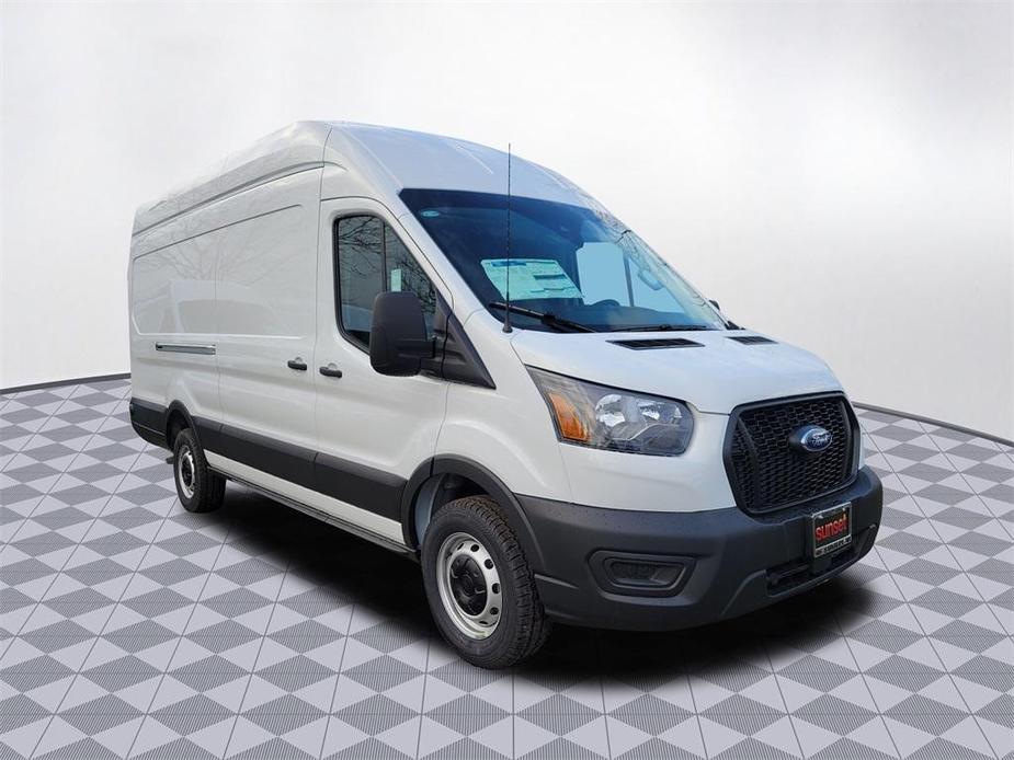 new 2024 Ford Transit-250 car