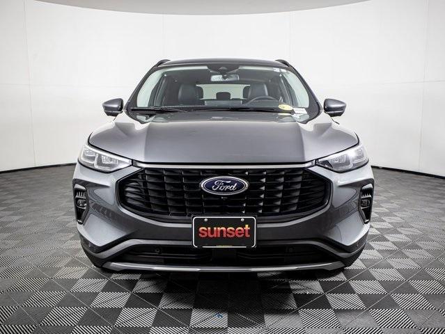 used 2025 Ford Escape car