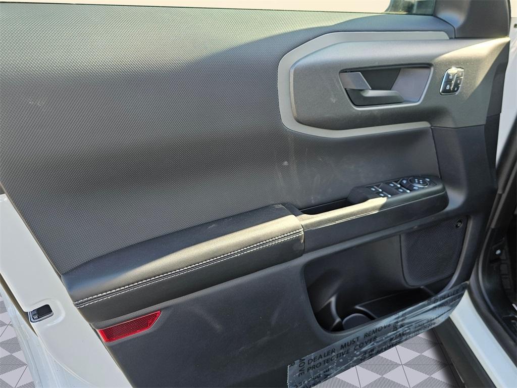 new 2025 Ford Bronco Sport car, priced at $41,900