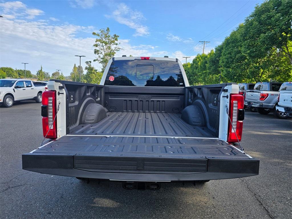 new 2025 Ford F-250 car, priced at $91,525