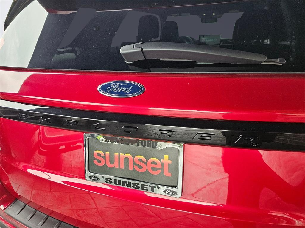 new 2025 Ford Explorer car, priced at $62,680