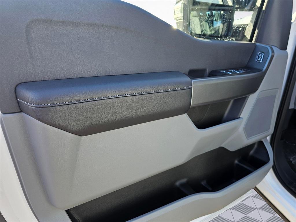 new 2026 Ford F-350 car, priced at $63,425