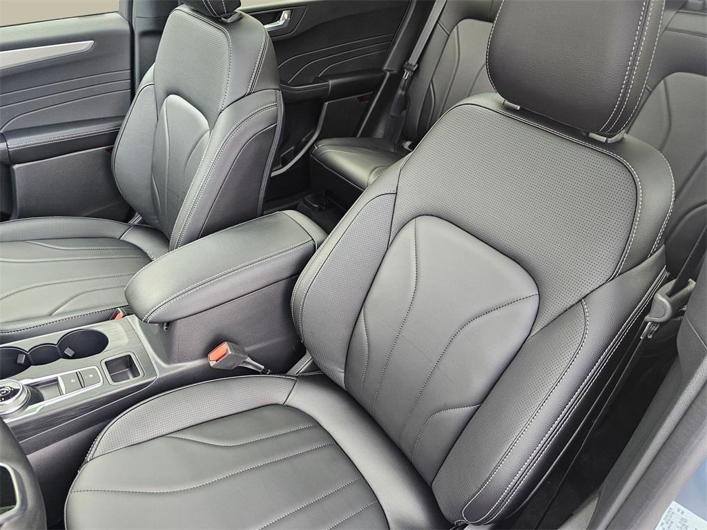 new 2025 Ford Escape car, priced at $45,180